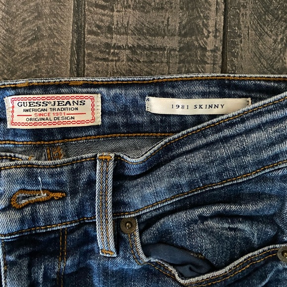 Guess Jeans - Picture 4 of 5